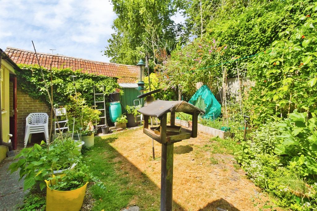 Property photo 3 of 19