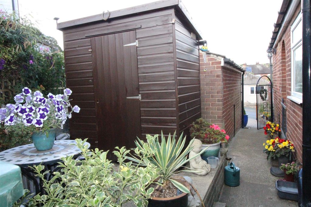 Additional image 12 of 2 bed detached bungalow for saleSmithies Moor Rise, Batley WF17