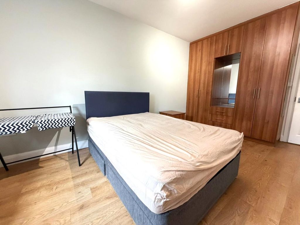 Property photo 3 of 4