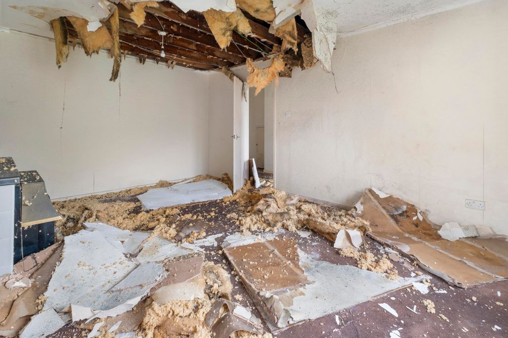 Property photo 3 of 12 Dscf0005