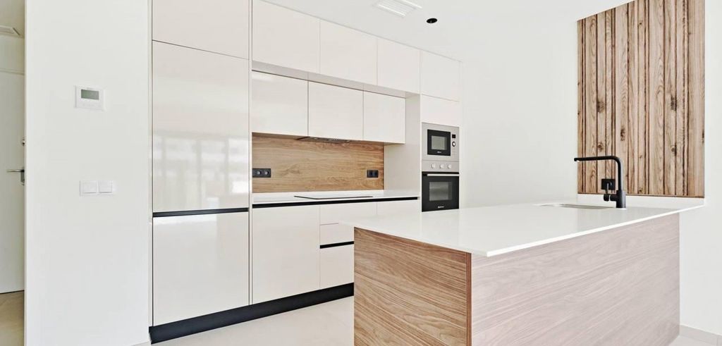 Property photo 3 of 50