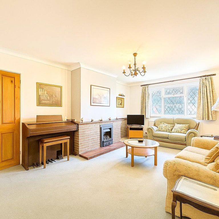 Property photo 2 of 20 Burston 1.Jpg