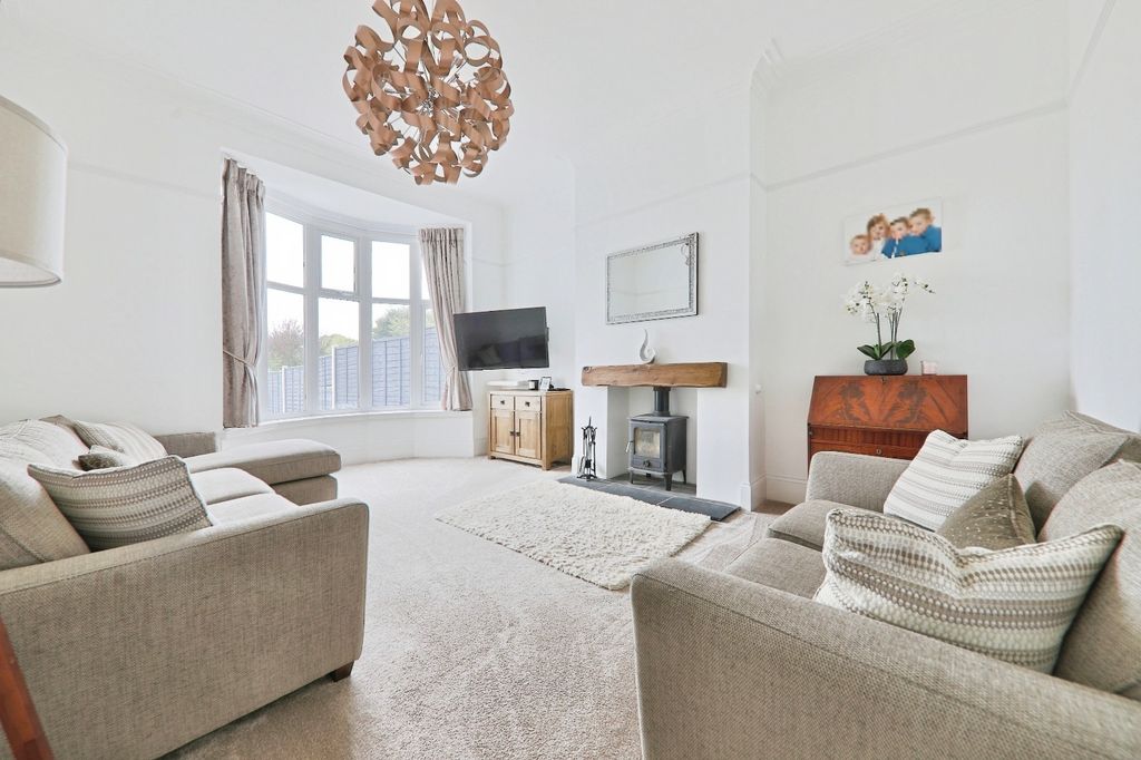 Property photo 1 of 22 4449460