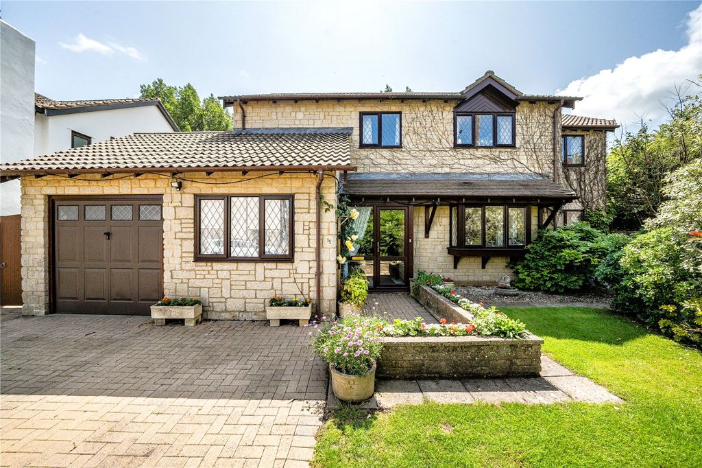 Property photo 2 of 25 Picture No. 05