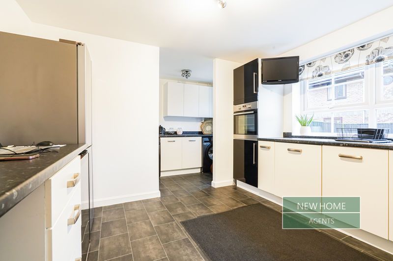 Property photo 2 of 27 Photo 6