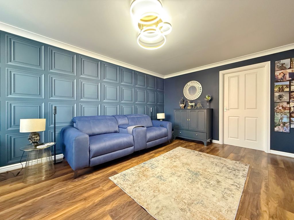 Property photo 3 of 24