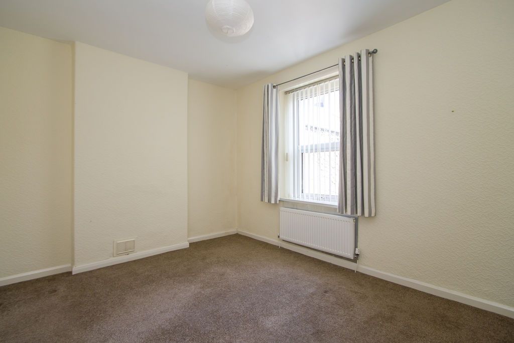 Additional image 4 of 2 bed flat to rentGlebe Street, Penarth CF64