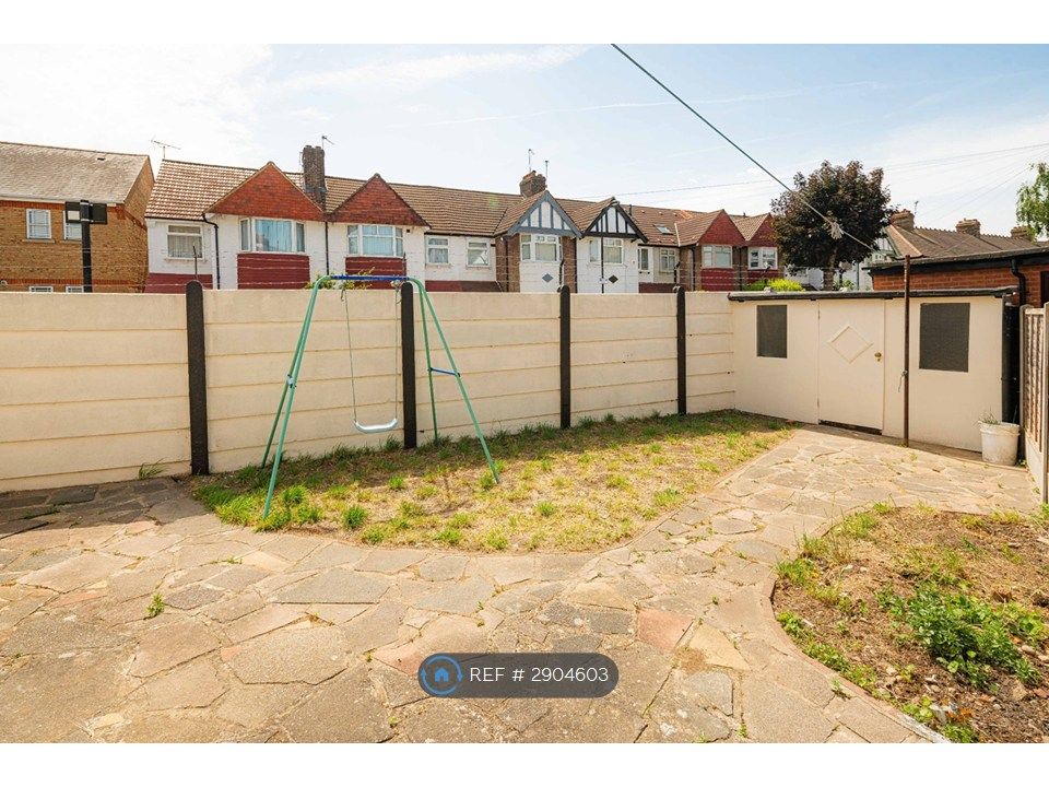 Property photo 2 of 19