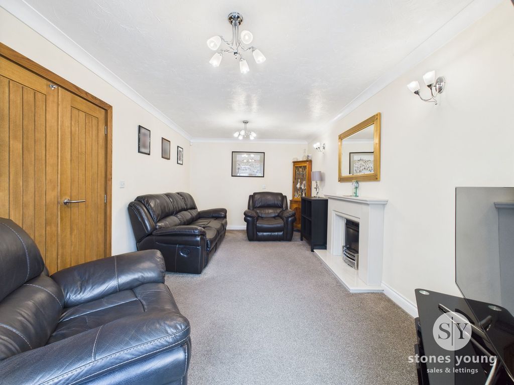 Property photo 3 of 21
