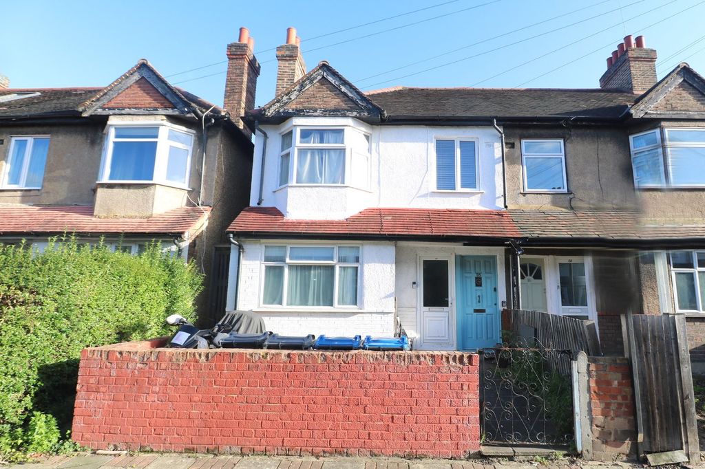 Property photo 1 of 12