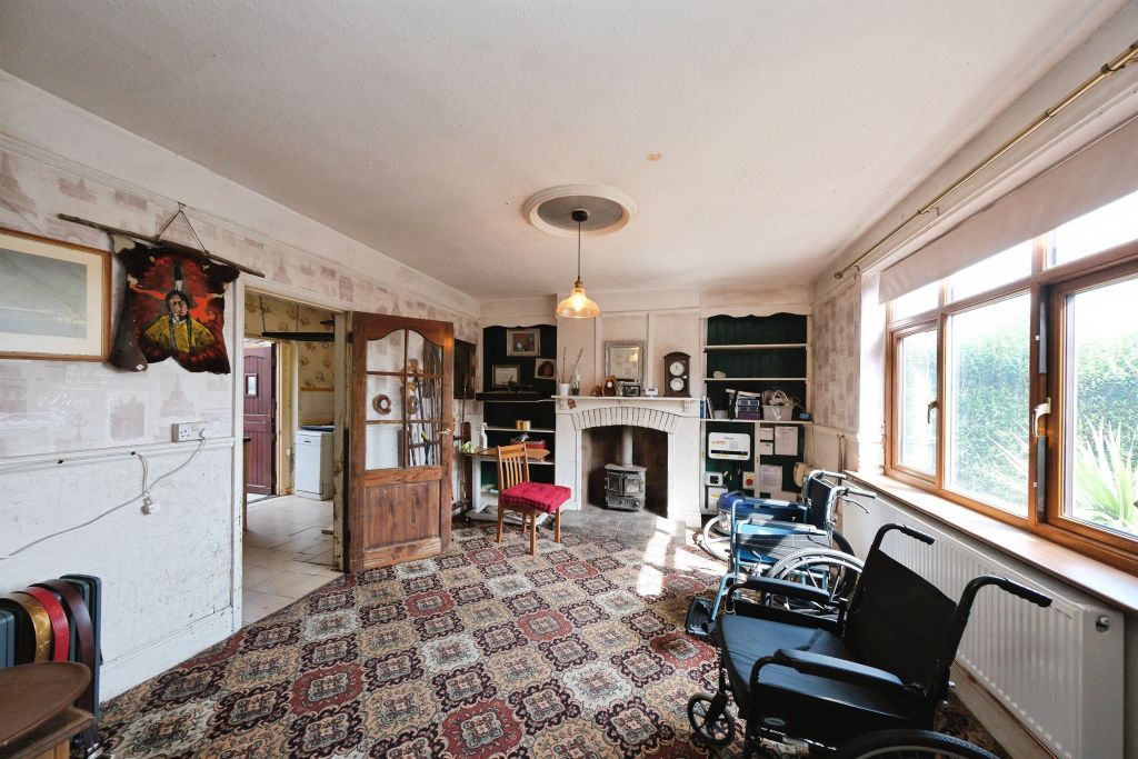 Property photo 3 of 30