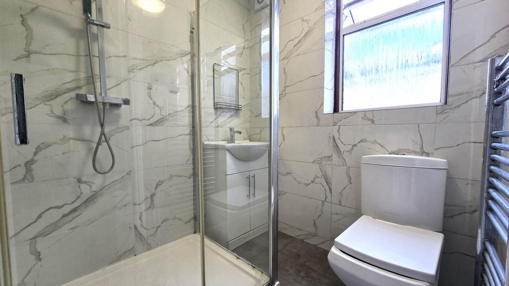 Property photo 2 of 7 2.Jpg