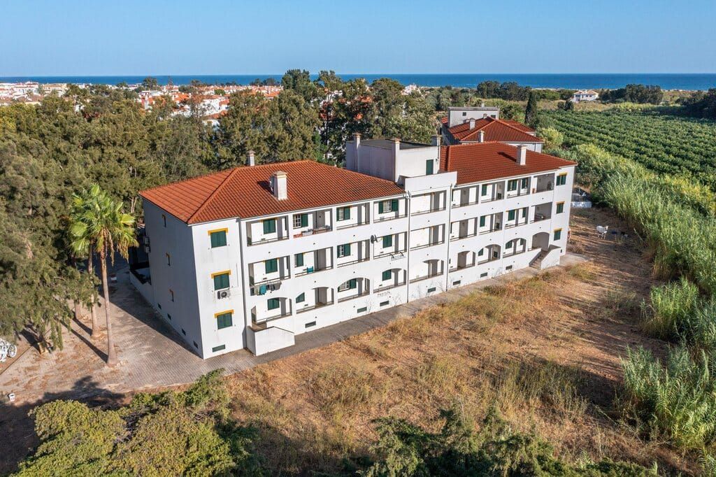 Property photo 2 of 17 Algarve Apartment Pttava510P 1