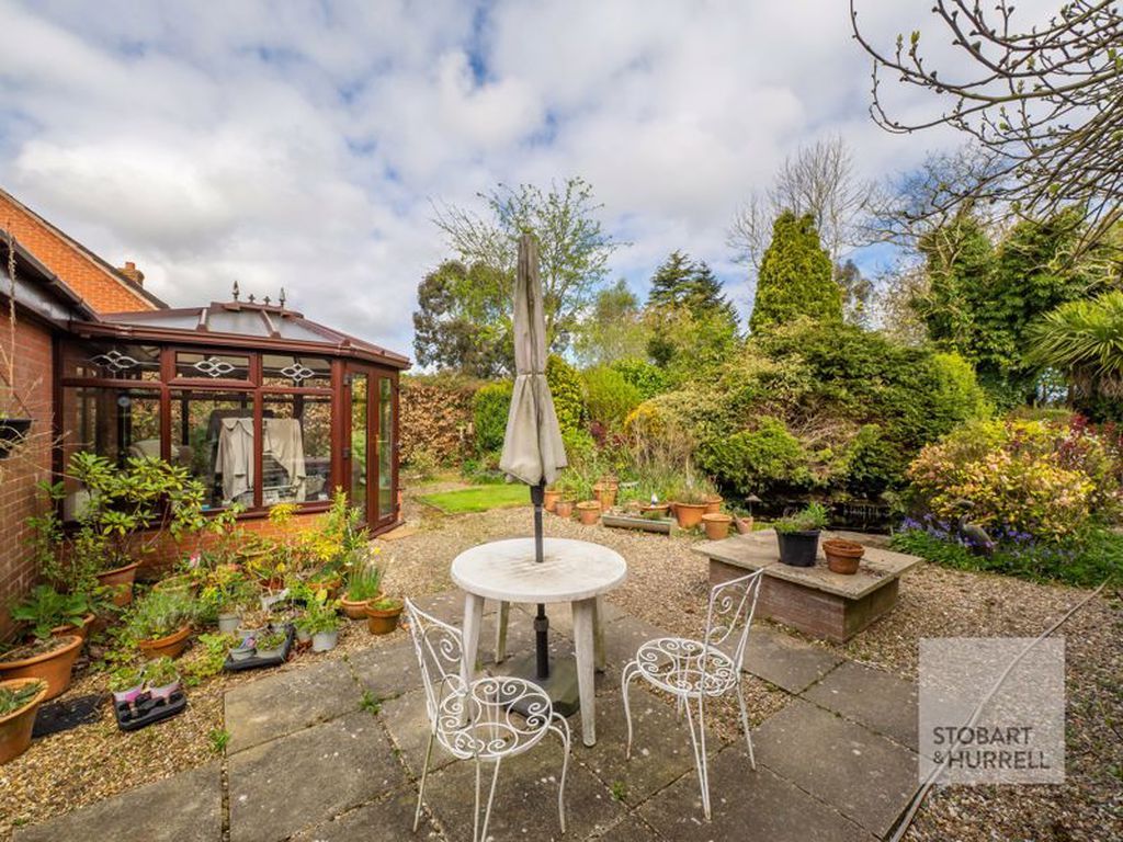 Property photo 3 of 14 Alfresco Dining
