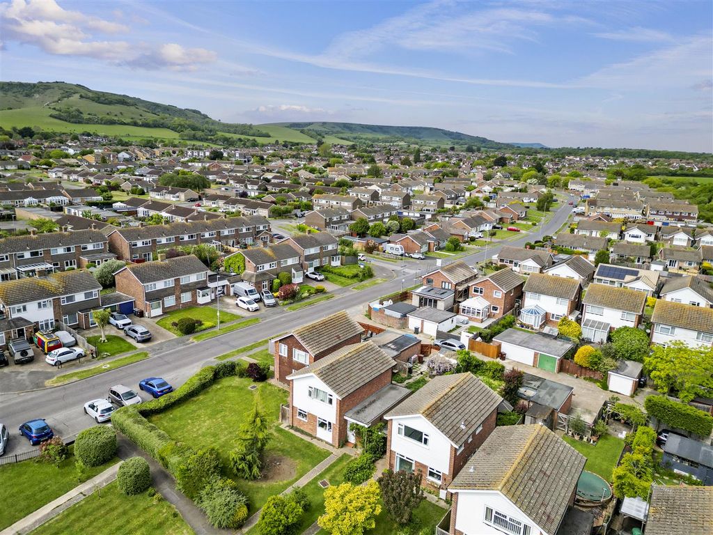 Property photo 3 of 39 Drone #4