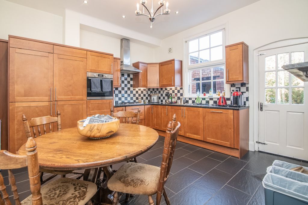 Property photo 2 of 18 Mjc_7296