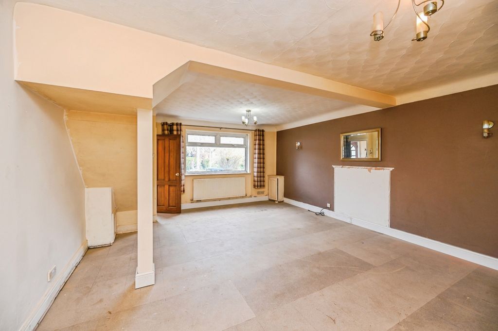 Property photo 2 of 14 Pbox-Img.Jpg