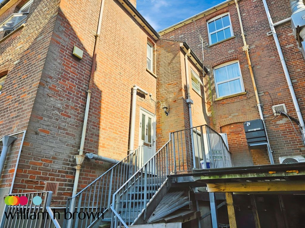 Property photo 1 of 10 Image