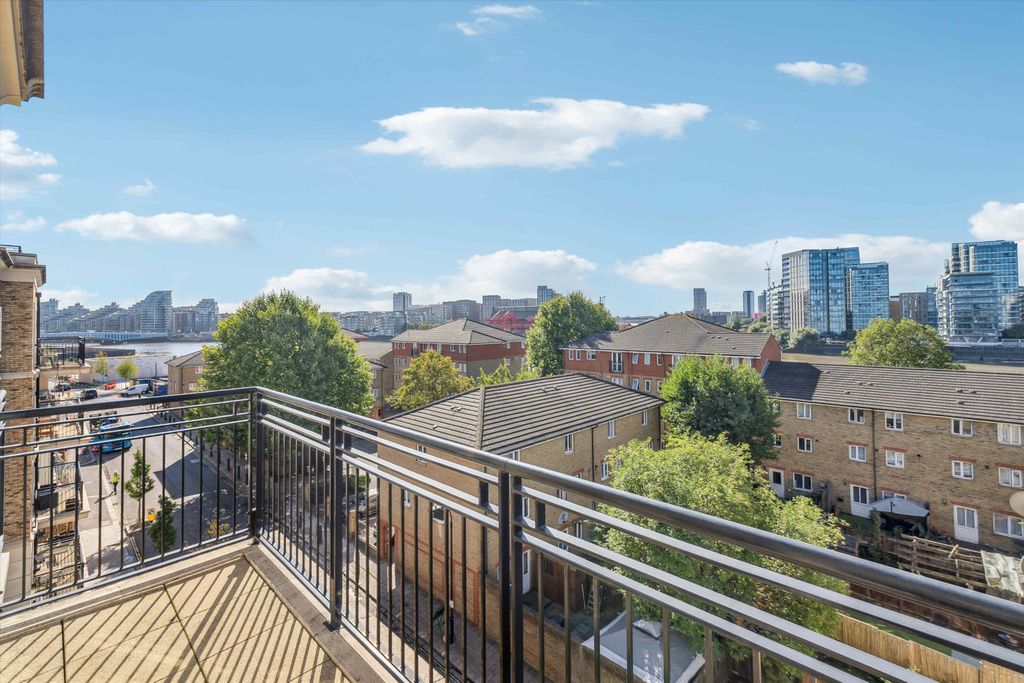 Property photo 1 of 12 Image