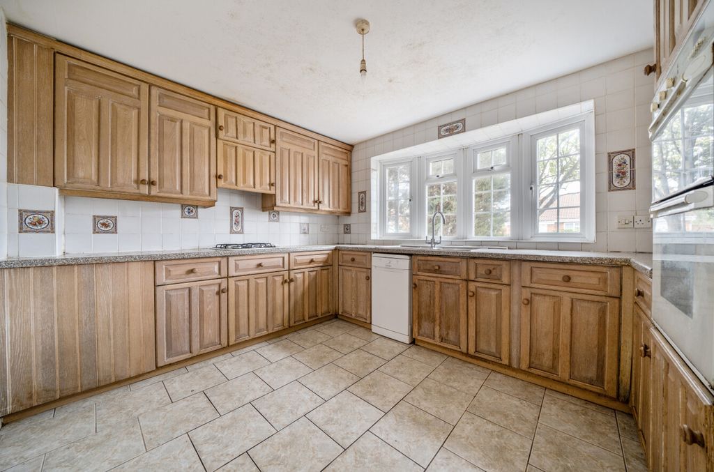 Property photo 3 of 22 1357697-3-68Ceafa...
