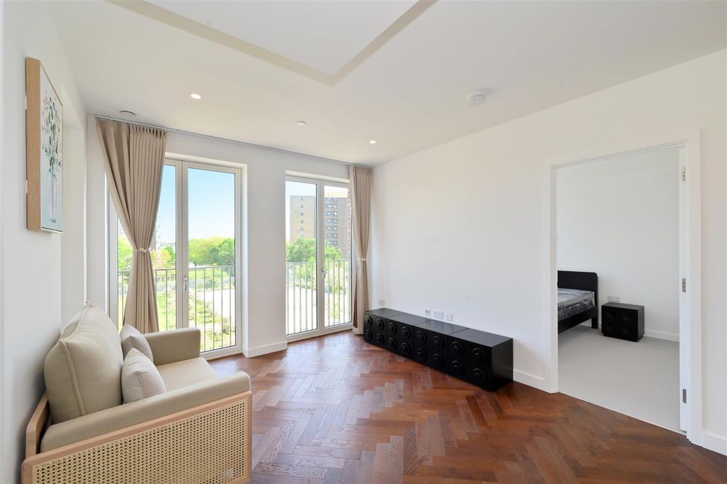 Property photo 3 of 20 10-Delamarre (3).Jpg