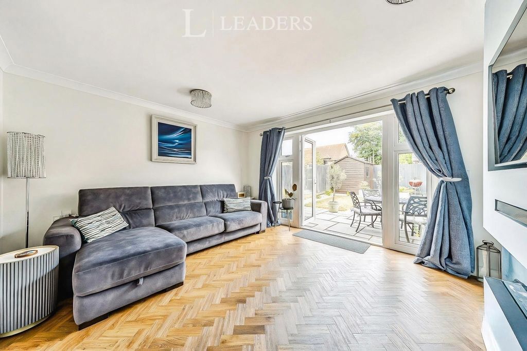 Property photo 2 of 12 Pbox-Img.Jpg