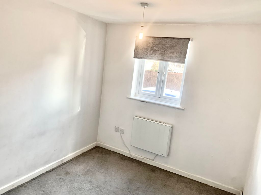 Property photo 3 of 4 Bedroom 1