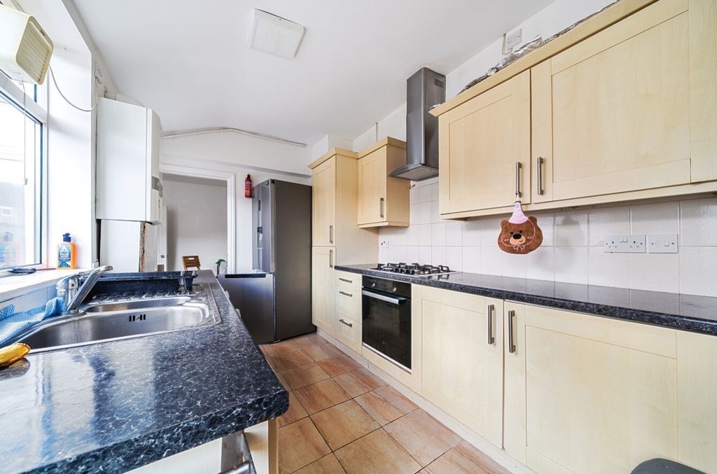 Property photo 3 of 12 1281704 (4)