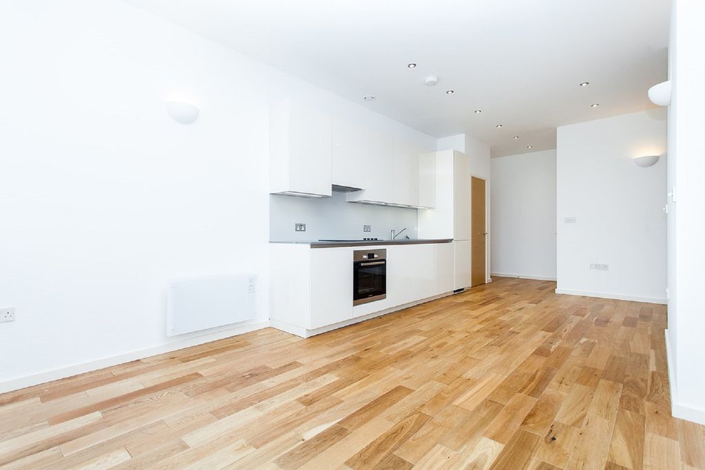 Property photo 2 of 7