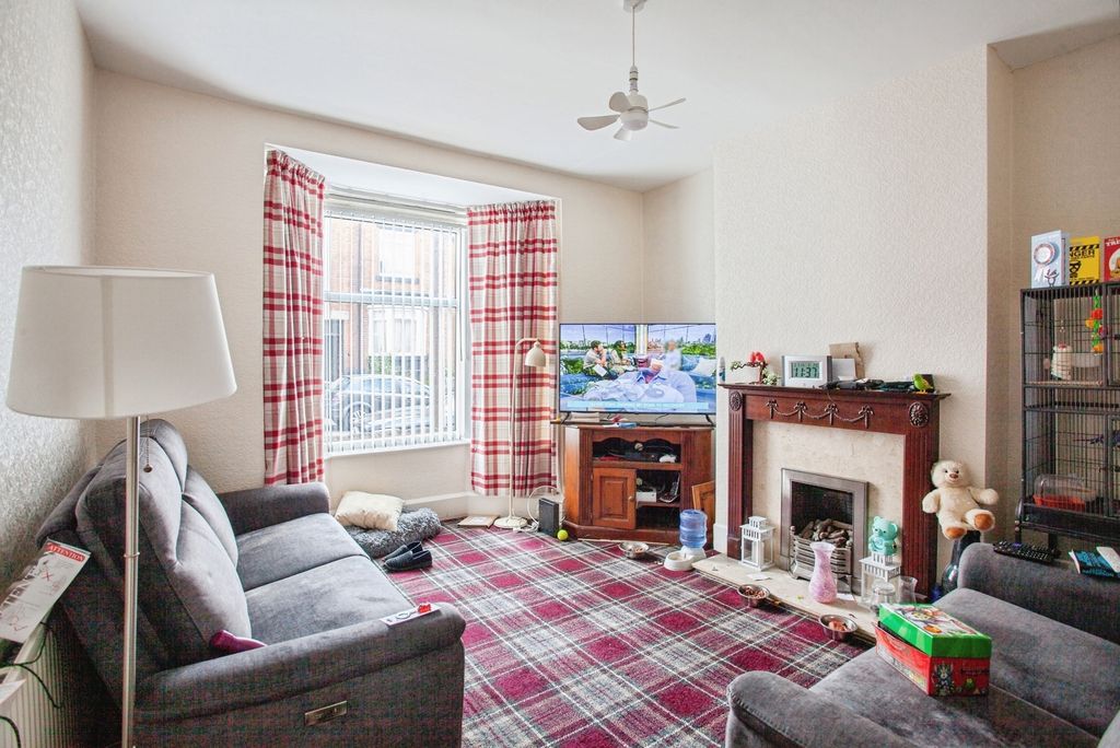 Property photo 2 of 18 Pbox-Img.Jpg