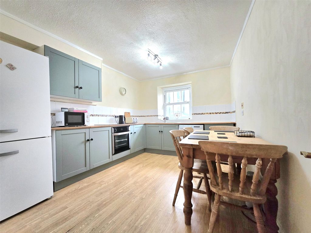 Property photo 2 of 15 Picture No. 09