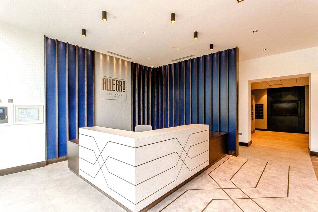 Property photo 1 of 11 Concierge