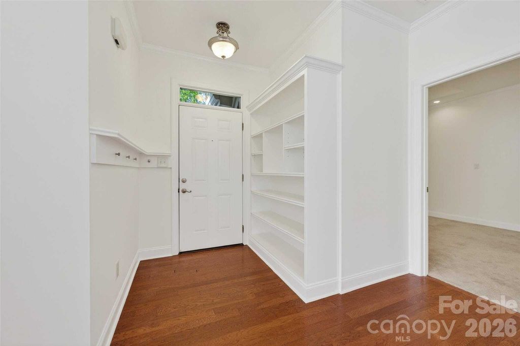 Property photo 3 of 27 <Alttext/>
