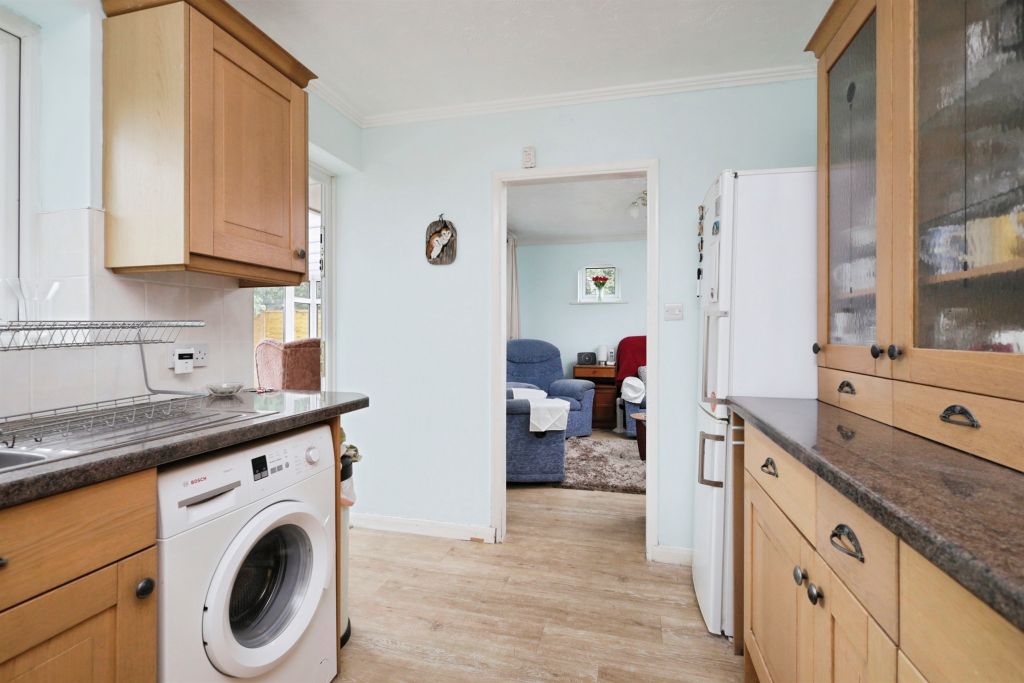 Property photo 3 of 17