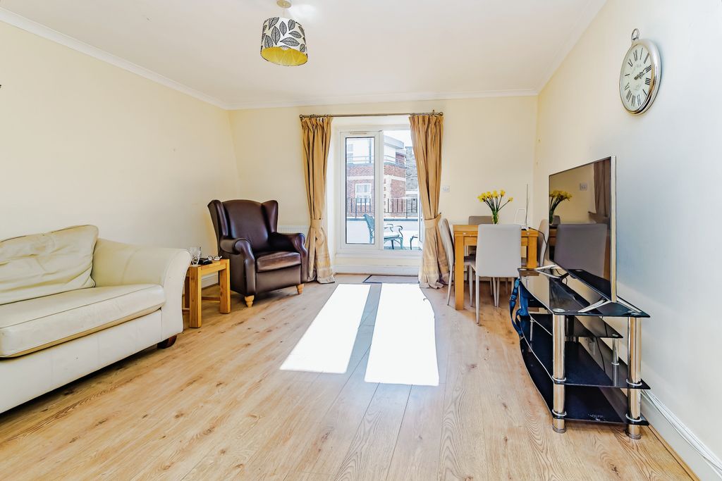 Property photo 2 of 15 Photography