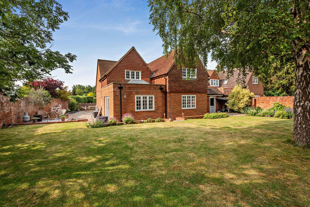 Property photo 1 of 35