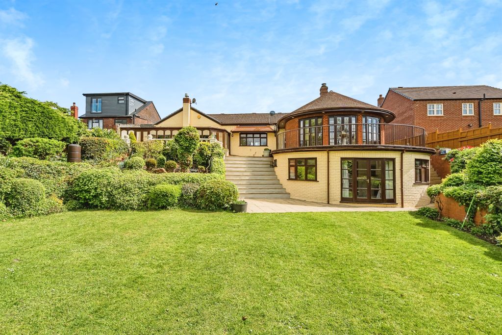 Property photo 1 of 21