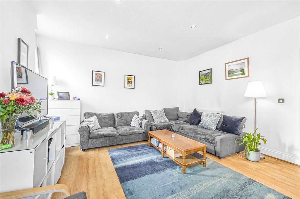 Property photo 1 of 11 Picture No. 28