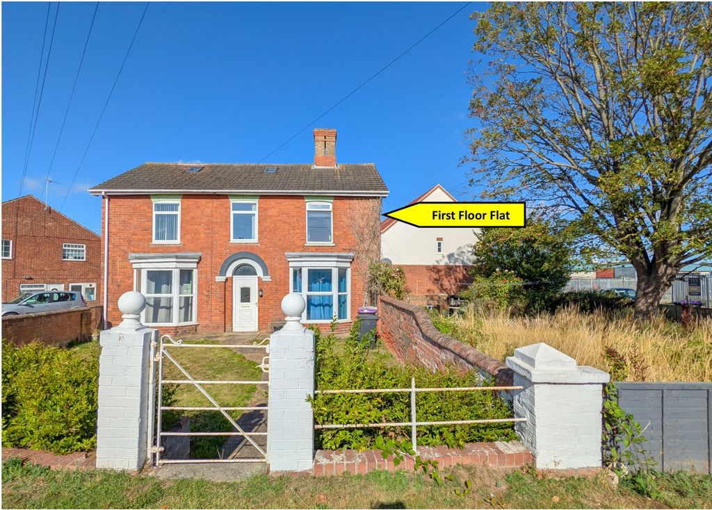 Property photo 1 of 10 Front