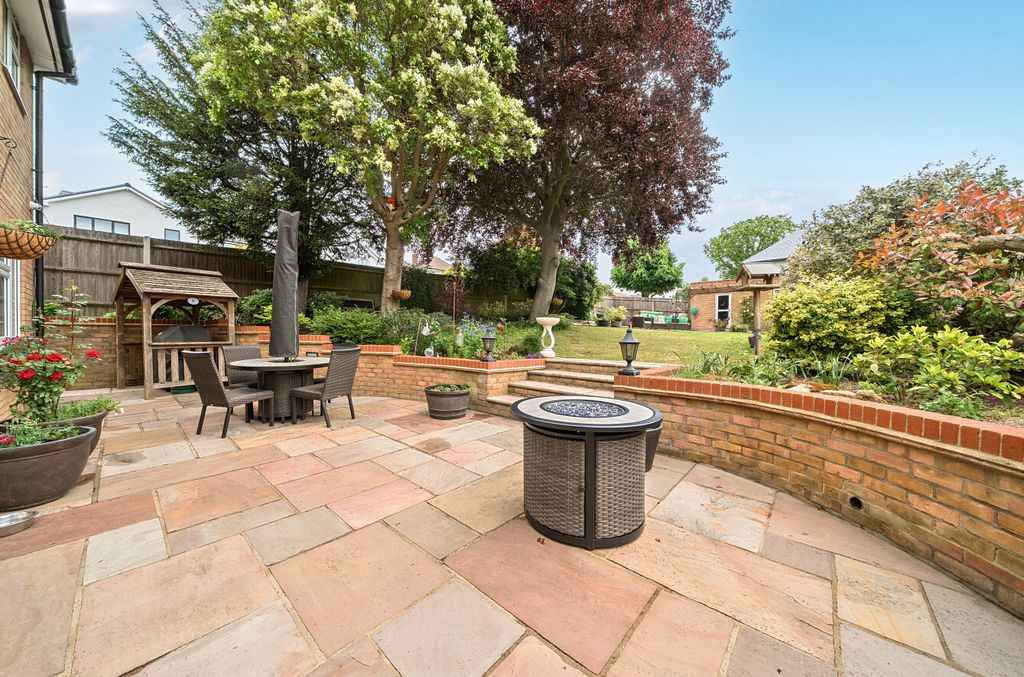 Property photo 2 of 31 1455196-20-69Fd10...