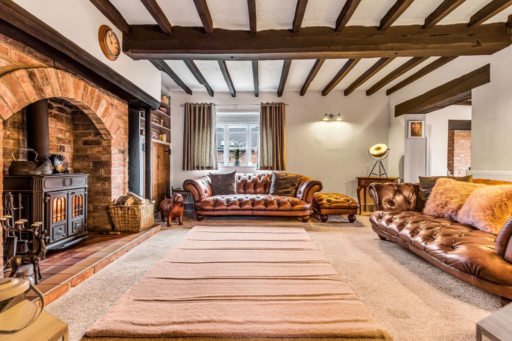 Property photo 2 of 37