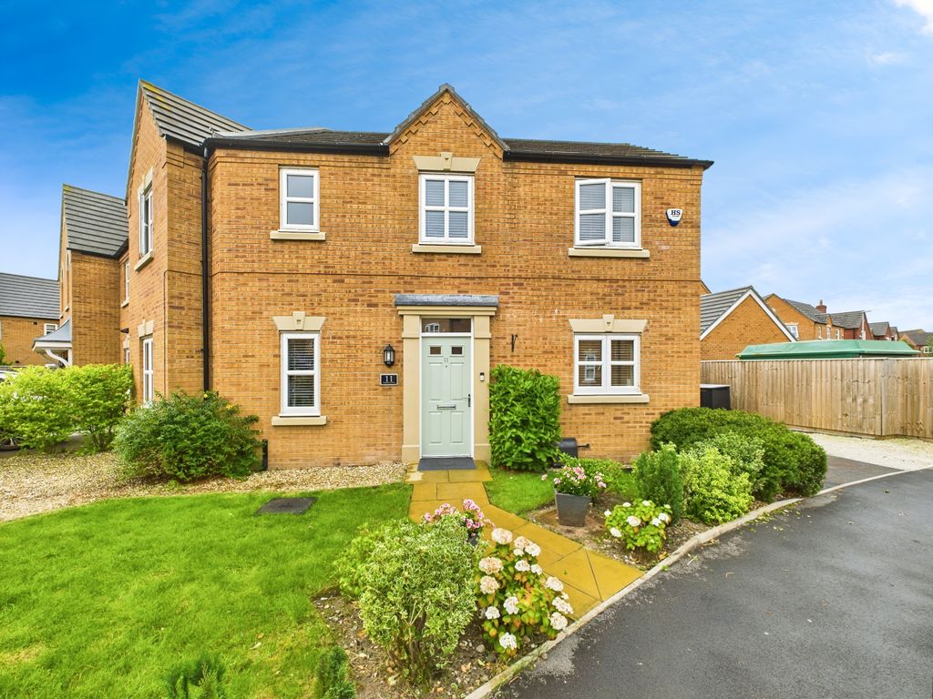 Property photo 1 of 33
