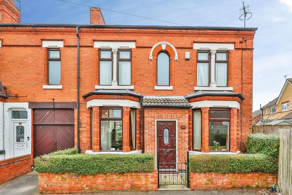 Property photo 1 of 20