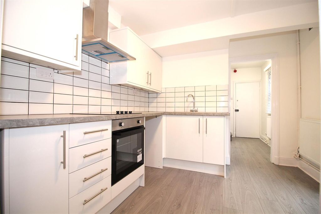 Property photo 3 of 9 Img_6126.Jpg