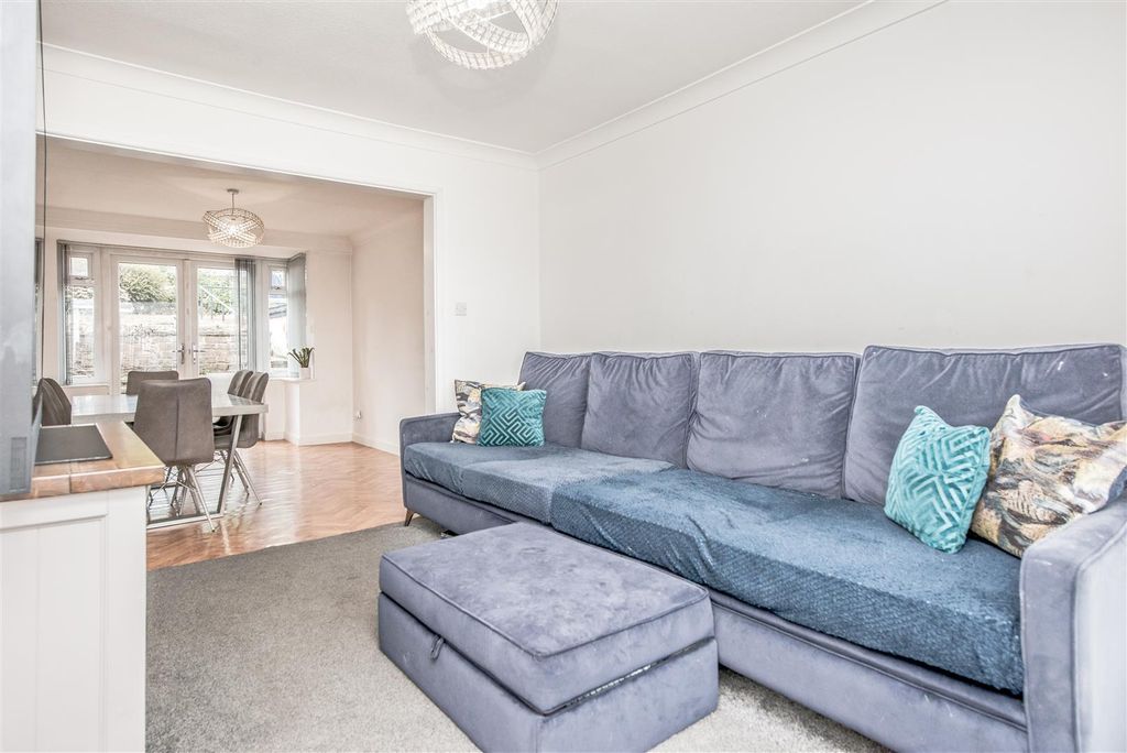 Property photo 2 of 29 Living / Dining Room: