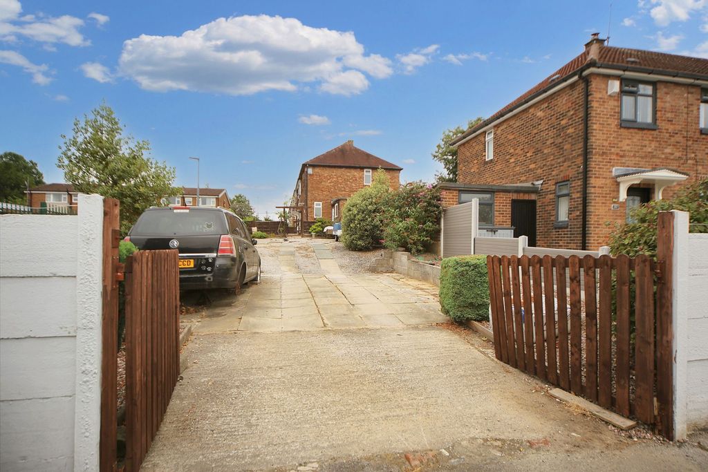 Property photo 2 of 24