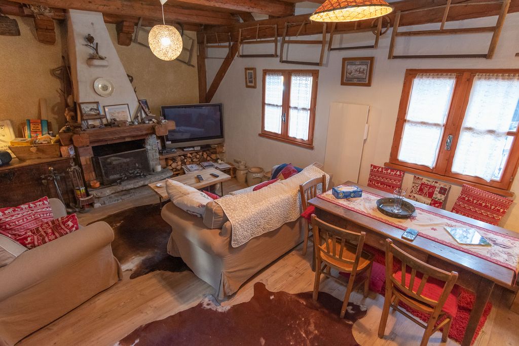 Property photo 3 of 5