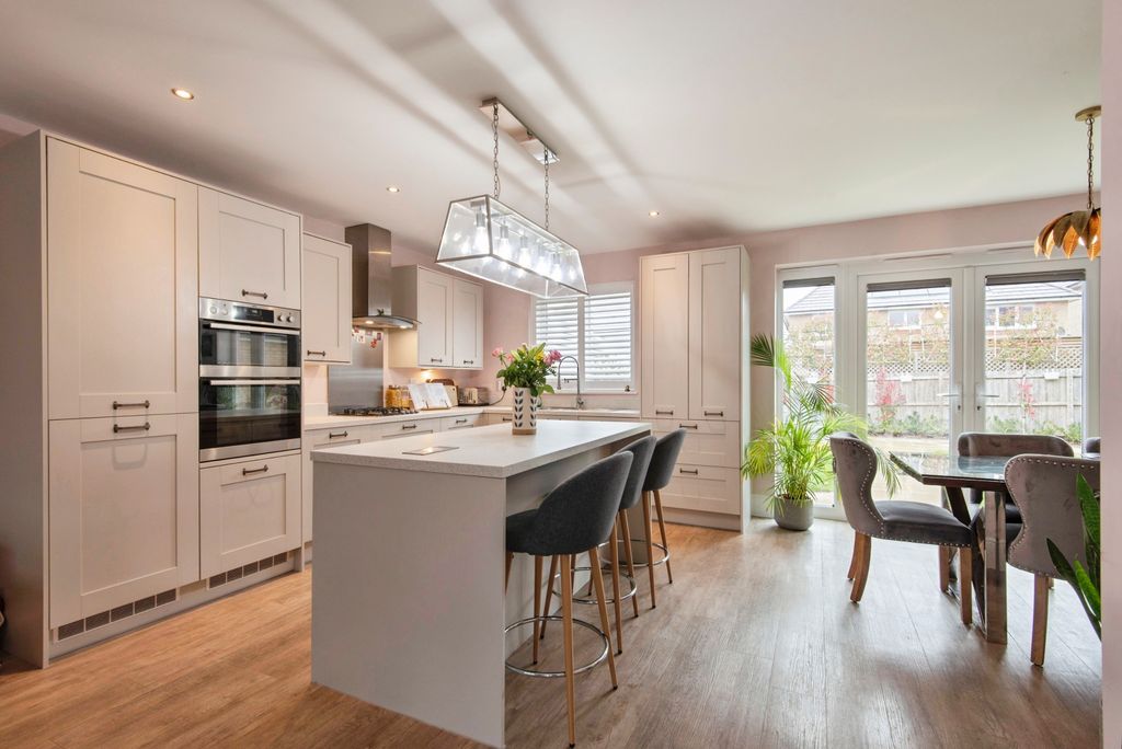 Property photo 2 of 23 Dsc_1766