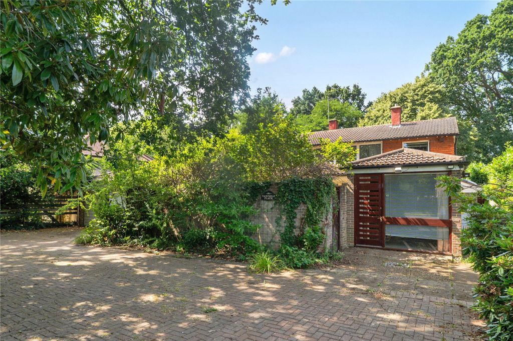 Property photo 1 of 24 Picture No. 01