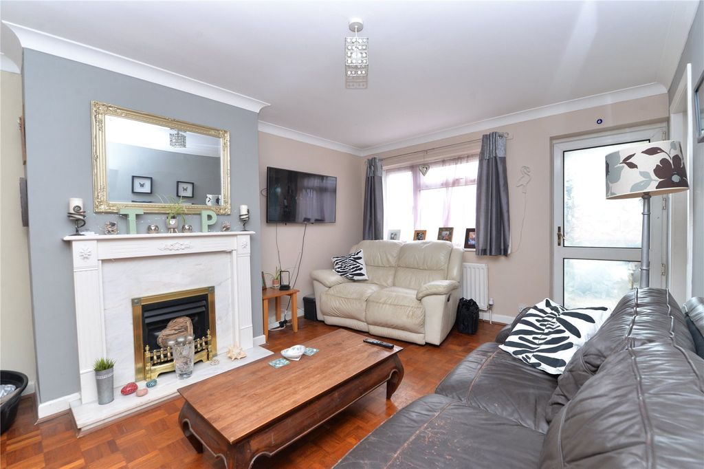 Property photo 2 of 15 Picture No. 14